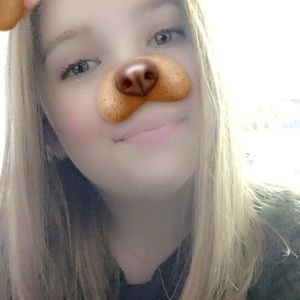 Meet your Posher, Zoe